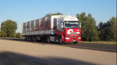 Restringen la circulación de camiones en la Autopista Buenos Aires La Plata y otras rutas bonaerenses por el recambio turístico
