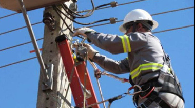 Los Hornos: un corte de energía afecta la red de agua