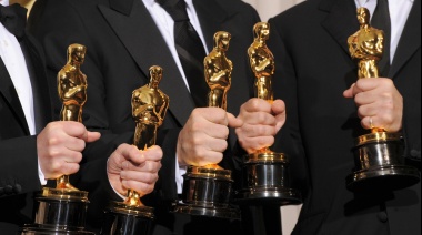 Se viene una nueva edición de los Oscar, premios que durante la Segunda Guerra Mundial debieron ser fabricados con yeso