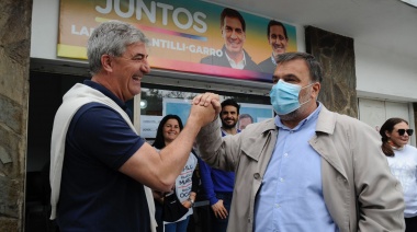 Mor Roig y Rovella recorrieron el barrio Hipódromo en el marco de la campaña electoral