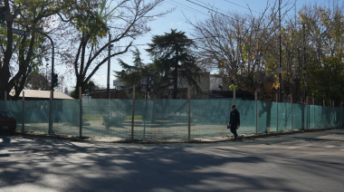 Encaran la puesta en valor de la Plaza de la Madre en Los Hornos