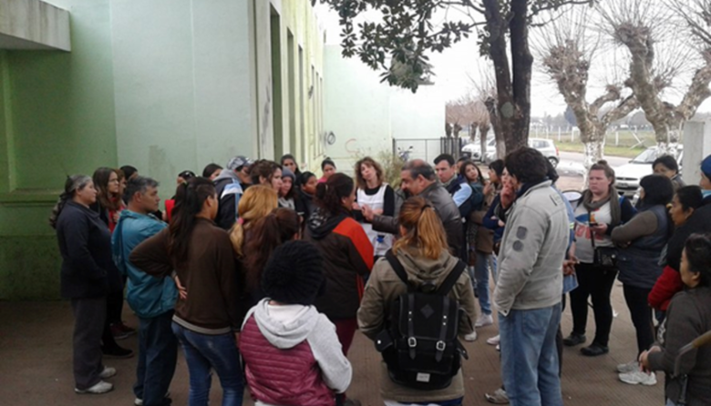Alarma en Arturo Seguí por la pésima situación edilicia de la Escuela ...