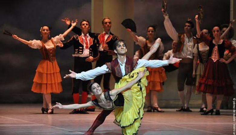 Ultima función del ballet Don Quijote en el Teatro Argentino de La ...