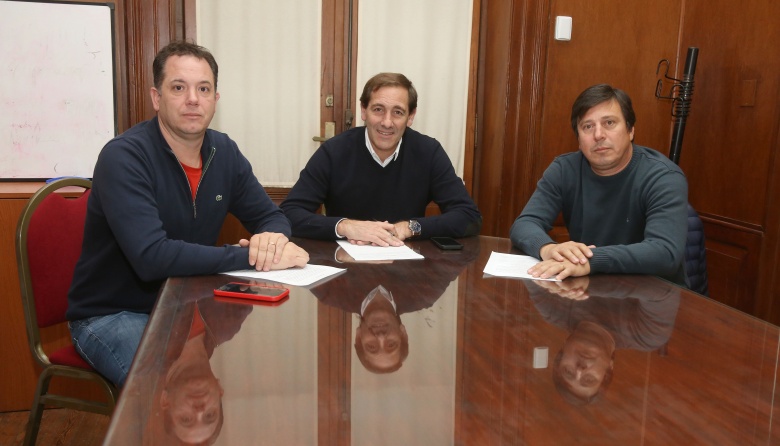 Los trabajadores municipales de La Plata acordaron un nuevo aumento ...
