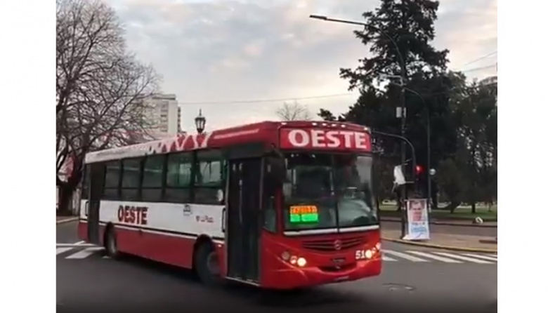 La UTA anunció un paro de micros para este viernes que afectará al AMBA ...