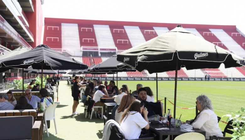 Trabajadores del León Bar Bistró de La Plata denuncian "precarización laboral"