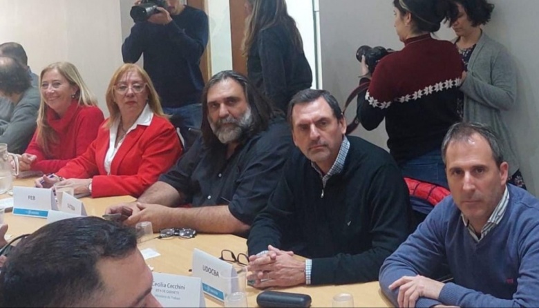 La paritaria entre los gremios docentes y la Provincia pasó para el ...