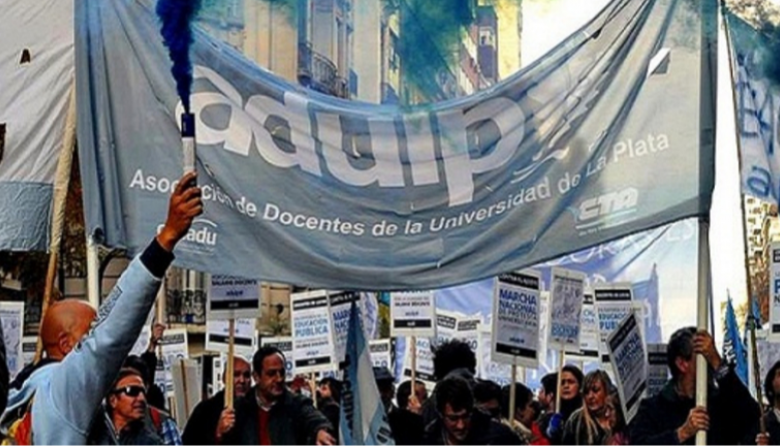 Este martes comenzó el paro docente de 48 horas en la Universidad ...