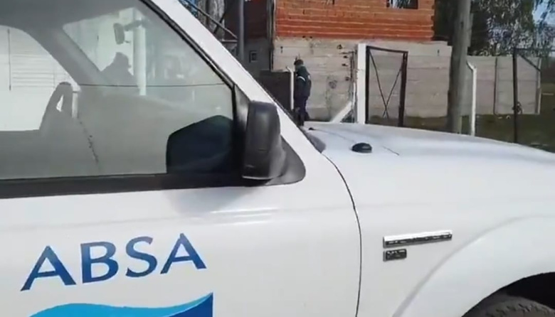 Por obras en dos cisternas, está afectado el servicio de agua en Berisso y Ensenada