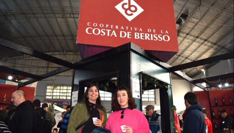 Ante una multitud, en Berisso se festejó el cierre de la 22º Fiesta Provincial del Vino de la Costa