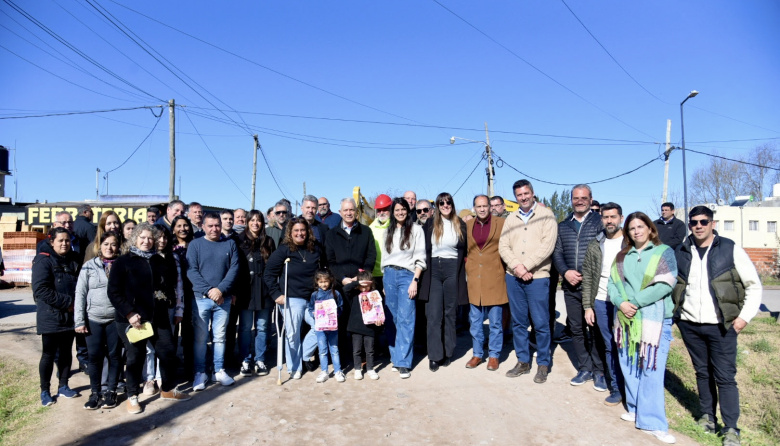 Comenzó una obra hidráulica en la zona sur de La Plata que ayudará a "mejorar el escurrimiento del agua"