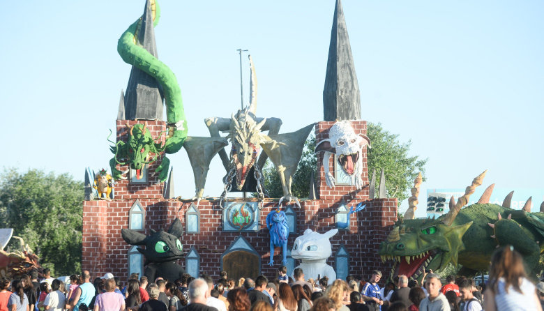 Abrió la inscripción de muñecos para la quema de fin de año en La Plata