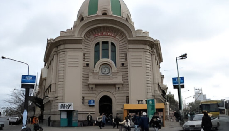 Cierran al tránsito el paso a nivel de 1 y 44 por obras en las vías