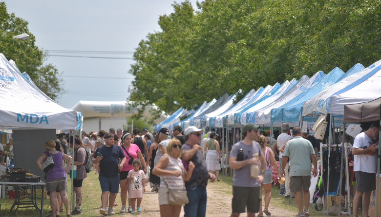 Fin de semana en La Plata: Fiesta del tomate, cine, música y carnaval
