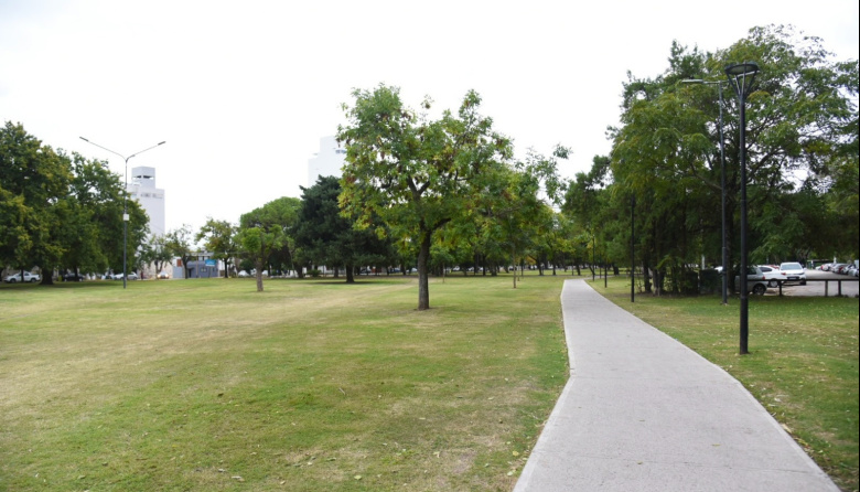 Llamaron a licitación para la contratación de un servicio de vigilancia en edificios y parques públicos de La Plata