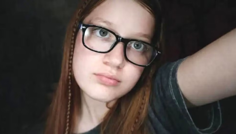 Buscan una camioneta Meriva para hallar al responsable de la muerte de la joven atropellada en La Plata