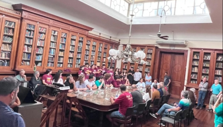 Camino a la elección de su presidente, dos facultades de la UNLP ya renovaron autoridades