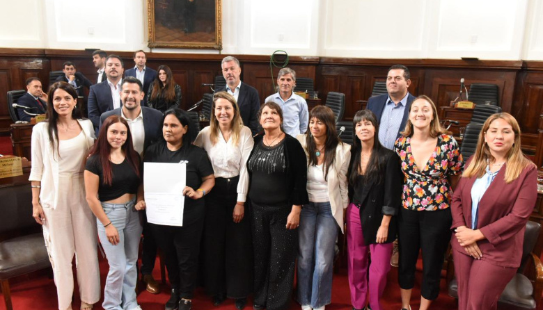 8M: reconocieron a distintas mujeres de La Plata por su labor