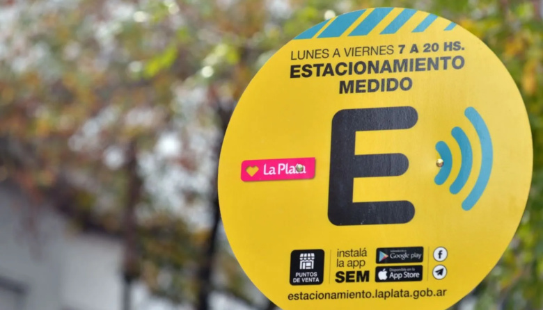 Presentaron un proyecto para derogar el sistema de estacionamiento medido en La Plata