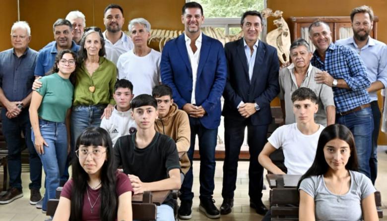 En el Hipódromo de La Plata comenzaron las clases de la Escuela de Jockeys Aprendices