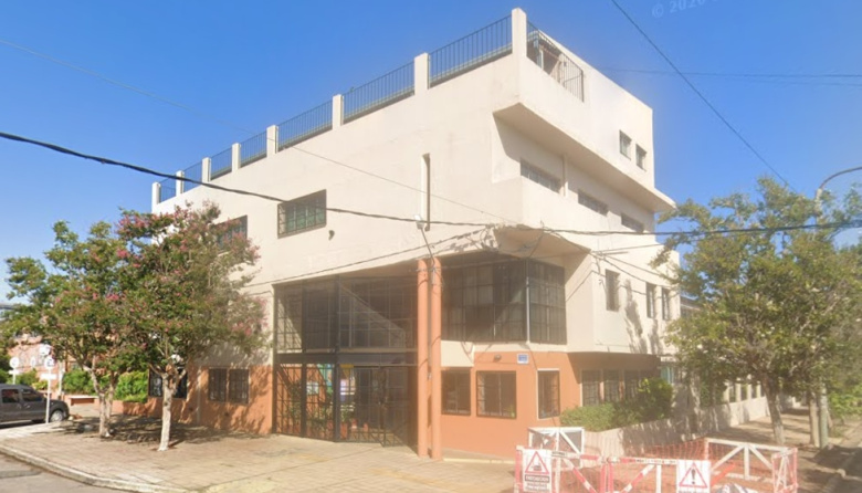 La explosión de una botella causó heridas en alumnos de un colegio de City Bell