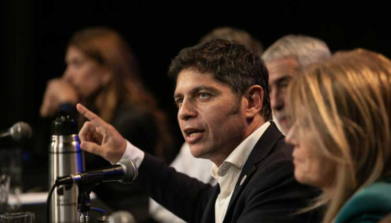Kicillof asumió la presidencia del PJ bonaerense en una reunión del Consejo que se realizó en La Plata
