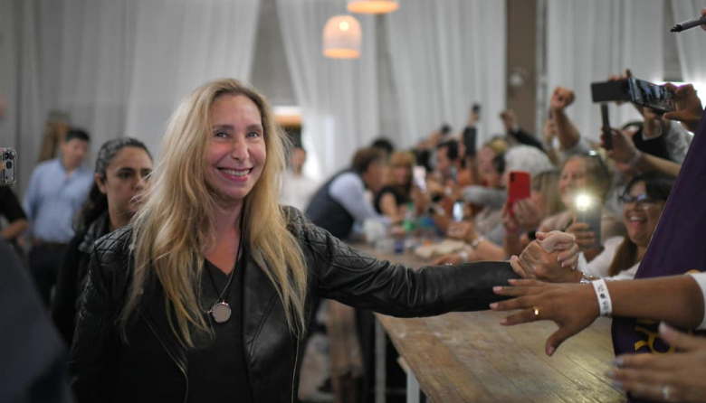 Karina Milei, Sebastián Pareja y Diego Santilli cerraron un encuentro libertario en Suipacha