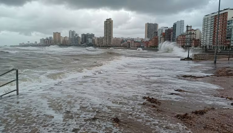 El Banco Nación lanzó líneas de ayuda para afectados en el temporal de la Costa Atlántica