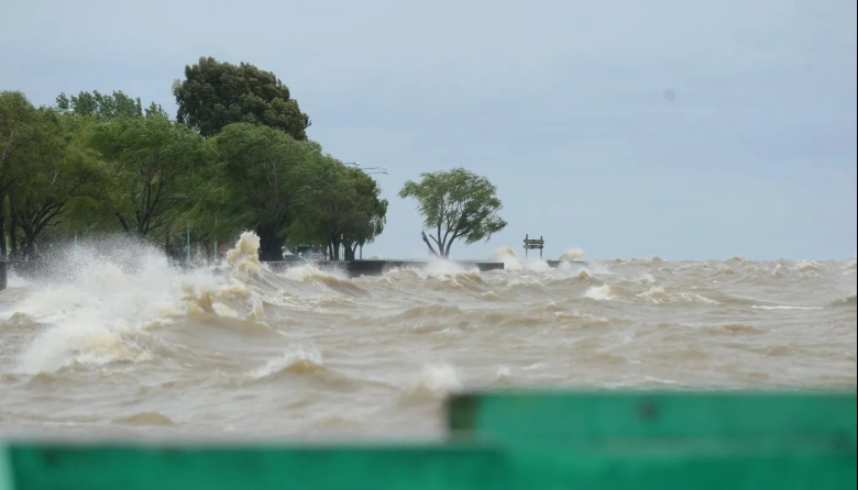 Alerta por crecida del Río de la Plata para la madrugada de este domingo