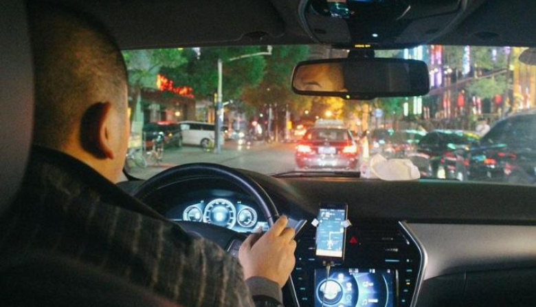 El Pro y La Libertad Avanza cuestionaron los operativos contra Uber, DiDi y Cabify