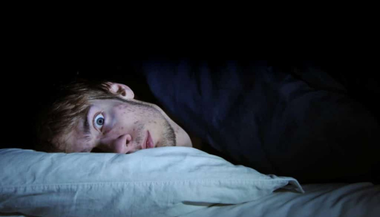 Más del 50% duerme mal: avanza un proyecto para detectar trastornos del sueño