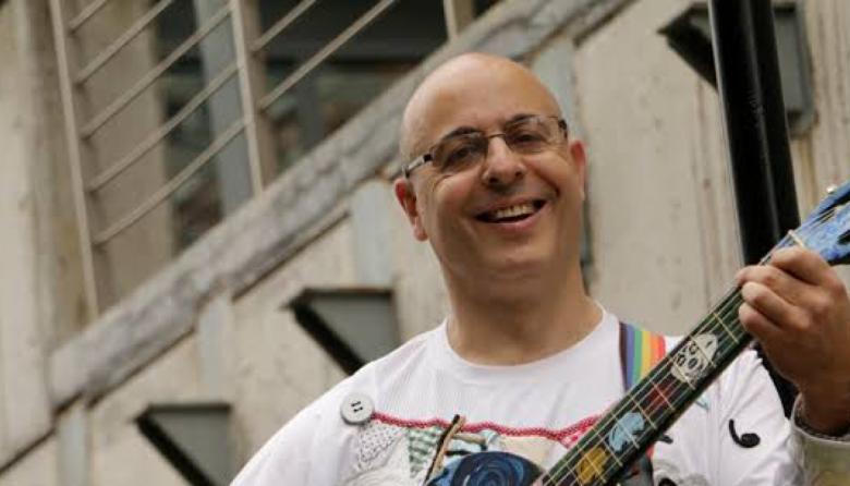 Hugo Figueras tocará este domingo con la Orquesta Barrial en la República de los Niños