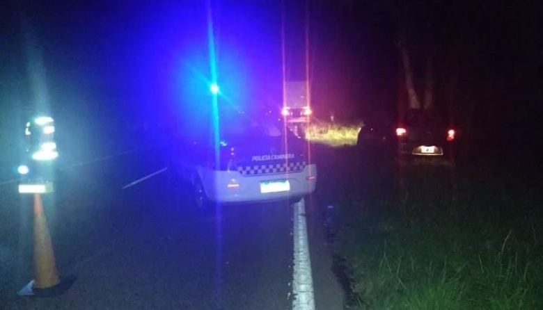 Murió un hombre en un choque entre una camioneta y un camión en Ruta 2