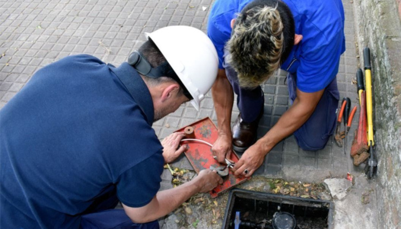 Habrá baja presión y posible falta de agua en Ensenada y Berisso por trabajos de ABSA