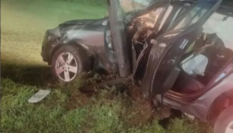 Un conductor de 47 años chocó contra un poste de luz en Ruta 36 y quedó herido