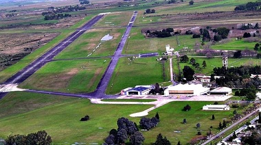 Los caminos para reactivar el Aeropuerto La Plata según un experto internacional de la UNLP