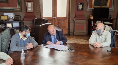 La UNLP y la Agremiación Médica Platense firmaron un acuerdo para desarrollar actividades de posgrado