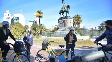 Continúan las iniciativas “Bicitando la Ciudad” y “Walking Tour” para conocer mejor los sitios históricos de La Plata