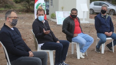 Garro se reunió con vecinos de la colectividad peruana y en un video presentó la boleta de "Juntos"