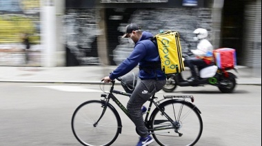 Será justicia: finalmente, un fallo reconoce el vínculo laboral entre repartidores o deliveries con apps como Glovo, Rappi o Uber