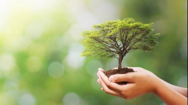 Raúl Montenegro: "Tienen que discutirse cuáles son los estilos de vida que nos satisfacen sin comprometer a la naturaleza"