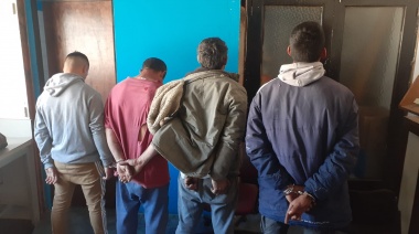 Marcharon para que detengan a un pibe acusado de abuso sexual a otros menores y todo terminó violentamente,  con 7 detenidos y un herido
