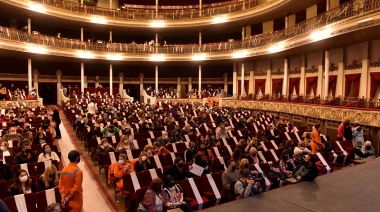 Distinguieron a un centenar de mujeres platenses por su labor solidaria y comprometida