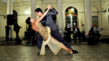 Desde Mercedes Simone hasta las primeras tanguerías, un breve recorrido por la historia del tango en La Plata