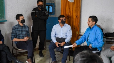 La Facultad de Ciencias Económicas brinda cursos sobre "proyectos laborales asociativos e individuales" a detenidos en dos unidades penales