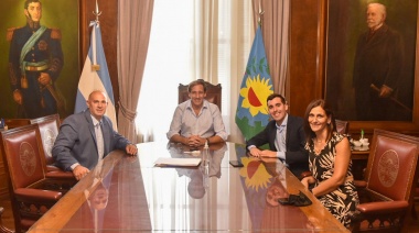 Garro se reunió con los consejeros escolares electos de Juntos en La Plata y destacó: "Asumen el compromiso de trabajar por una educación mejor”
