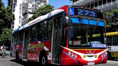 Desde este lunes los micros de La Plata circulan con frecuencia de verano