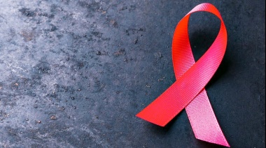 Un paciente con HIV denunció que un médico lo acusó de tener el virus por "impío" y porque "Dios reprueba su homosexualidad"
