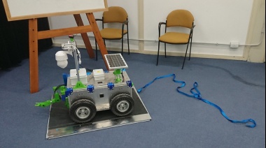 Diseñaron un robot que estará destinado a monitorear glaciares en la Base Marambio