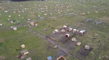 Garro pidió "resolver las toma de tierras de manera coordinada con Provincia" y Archanco le respondió que "es su potestad regular el territorio"